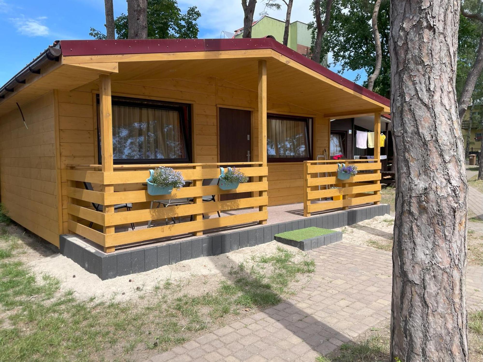 Villa Osrodek Polaris à Dziwnówek Extérieur photo